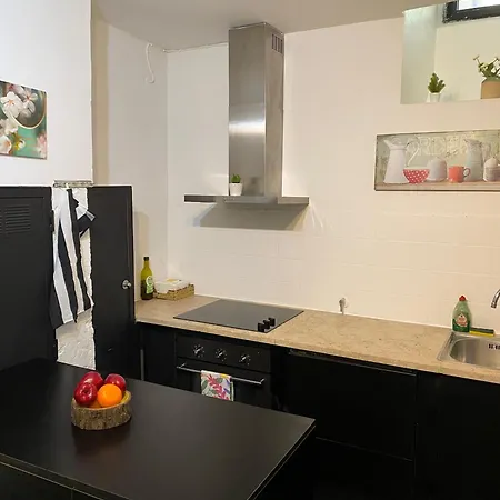 דירה Spacious Steps From Bica Elevator For Families & Friends