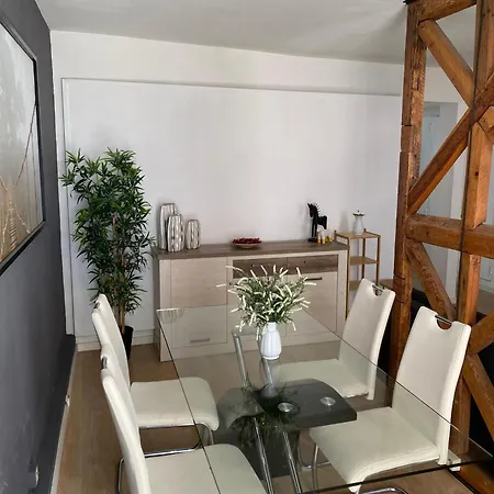 Spacious Steps From Bica Elevator For Families & Friends Apartment Lisbon