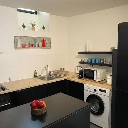 Apartment Spacious Steps From Bica Elevator For Families & Friends Lisbon