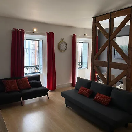 Apartment Spacious Steps From Bica Elevator For Families & Friends Lisbon